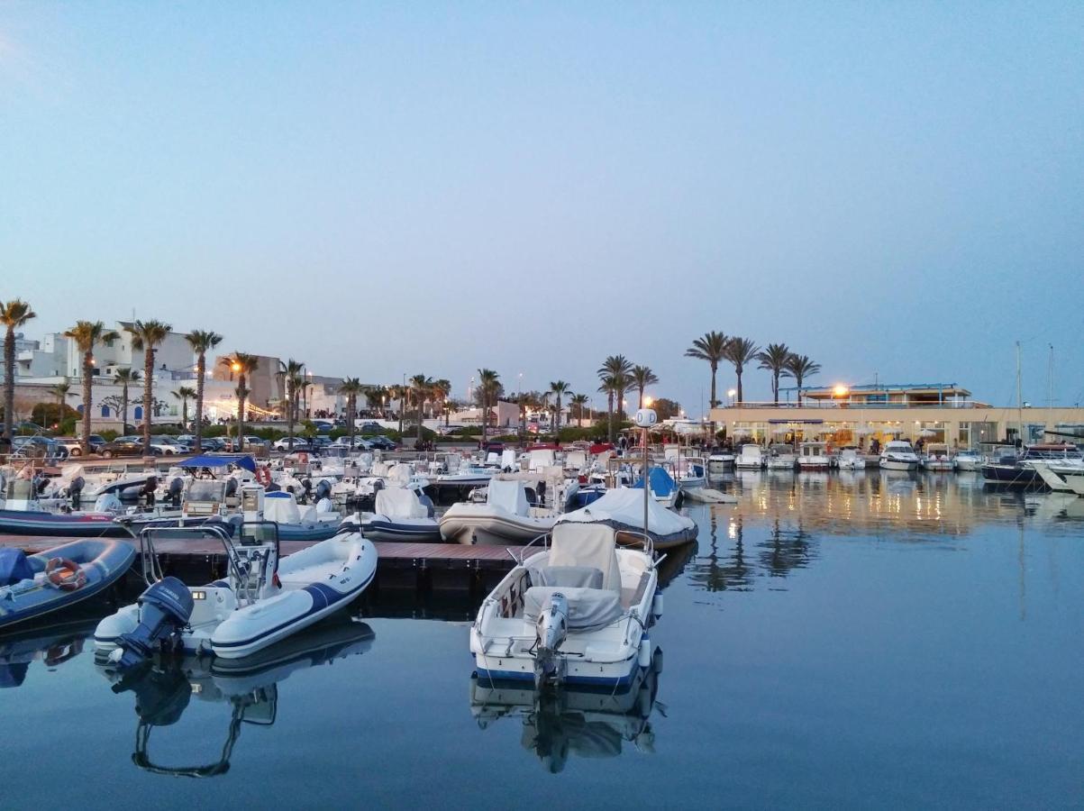 Casa Vacanze Lu Cumentu Maruggio Bagian luar foto